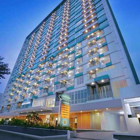 Harper Mt Haryono By Aston Hotel Jakarta Exterior photo
