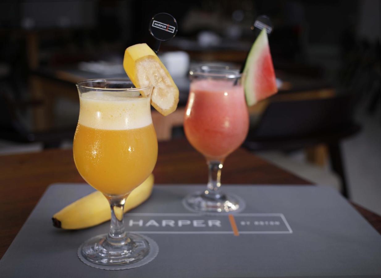 Harper Mt Haryono By Aston Hotel Jakarta Exterior photo